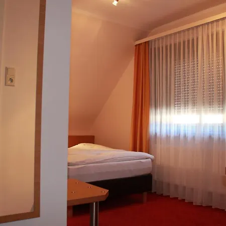 Huebler Hotel Frankfurt nad Mohanem