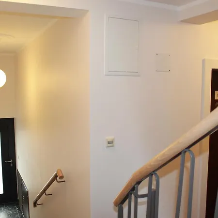 Huebler フランクフルト